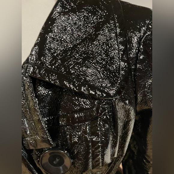 XOXO medium black glossy raincoat/jacket - Picture 7 of 14